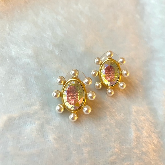 Oscar de la Renta earrings